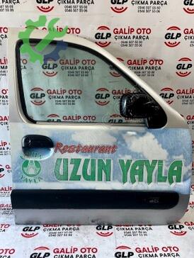 Renault Kangoo Sağ Ön Kapı çıkma parça