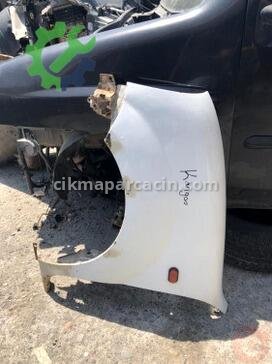 Renault Kangoo Sağ Çamurluk çıkma parça