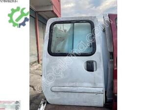 Renault Kangoo Orijinal Çıkma Kapı