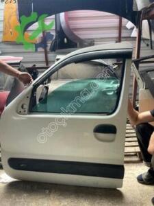 Renault Kangoo sol ön kapı