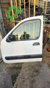 Renault Kangoo sol ön kapı