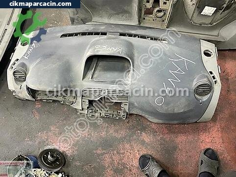 Renault Kangoo Torpido çıkma parça