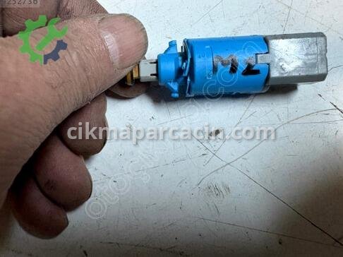 Renault Kangoo Fren Müşürü çıkma parça