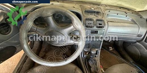 Renault Laguna Göğüs çıkma parça