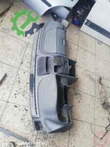 Renault laguna 1 ön göğüs çıkma orjinal hatasız