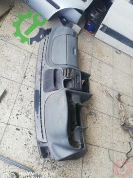 Renault Laguna Göğüs çıkma parça
