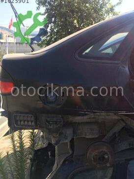 Renault Laguna Kelebek Camı çıkma parça
