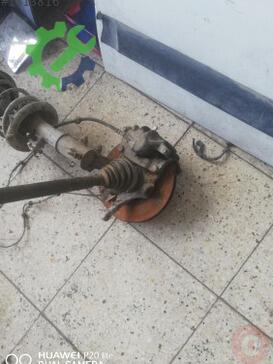 Renault Laguna Sağ Ön Taşıyıcı çıkma parça