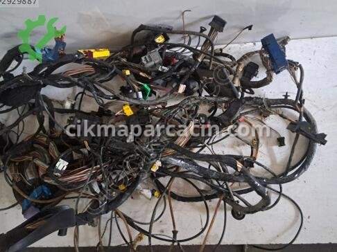 Renault Laguna Elektrik Tesisatı çıkma parça