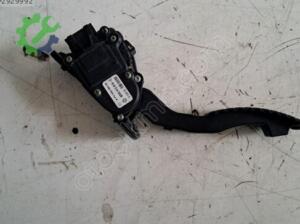 RENAULT LAGUNA 2 – 1.9 DİZEL GAZ PEDALI