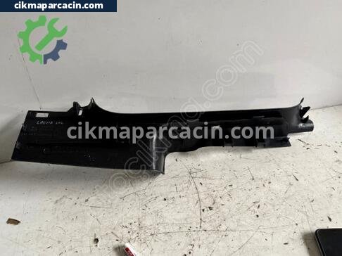 Renault Laguna Sol Arka Marşpiyel Sacı çıkma parça