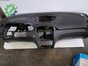 RENAULT LAGUNA 2 KOMPLE TORPİDO HAFİF KUSURLU AİRBAG ÜZERİNDE