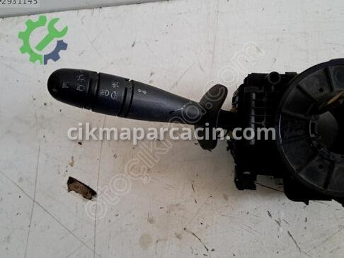 Renault Laguna Sinyal Kolu çıkma parça
