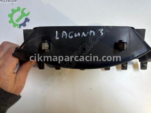 Renault Laguna Siper 682400001R çıkma parça