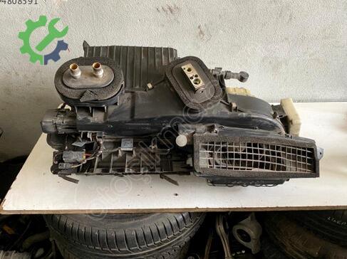 Renault Laguna Kalorifer Kutusu 2008-2015 çıkma parça
