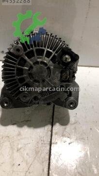 Renault Laguna Şarj Dinamosu 8200660057 çıkma parça