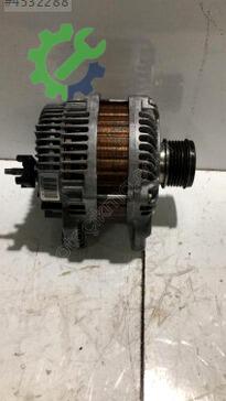 Renault Laguna Şarj Dinamosu 8200660057 çıkma parça