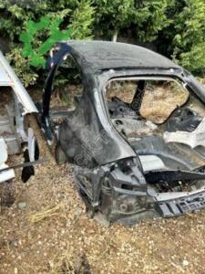 Çıkma Orijinal Sol Arka Çamurluk Renault Laguna
