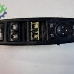 RENAULT LAGUNA 3 SOL ÖN KAPI CAM DÜĞMELERİ VE AYNA KUMANTASI