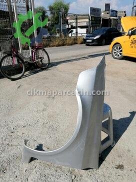 Renault Laguna Çamurluk çıkma parça