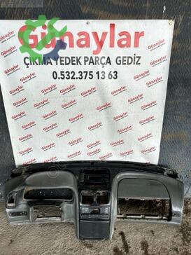 Renault Laguna Göğüs çıkma parça