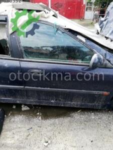 Renault laguna sağ ön kapı lacivert orjinal çıkma
