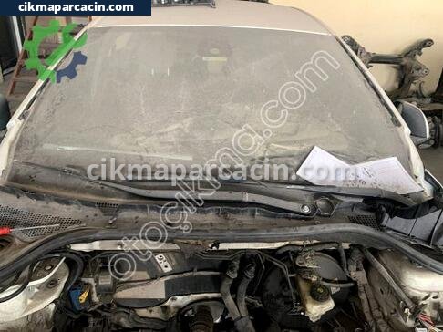 Renault Latitude Ön Cam çıkma parça