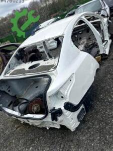 RENAULT LATITUDE SAĞ ARKA KESME ÇAMURLUK ORJİNAL ÇIKMA