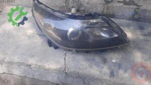RENAULT LATİTÜDE SİYAH SAĞ FAR ÇIKMA PARÇALAR