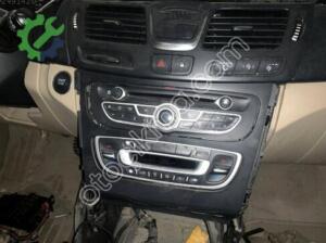 Renault Latitude Teyp Hatasız Orjinal Çıkma