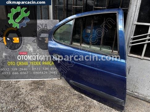 Renault R19 Sağ Arka Kapı çıkma parça