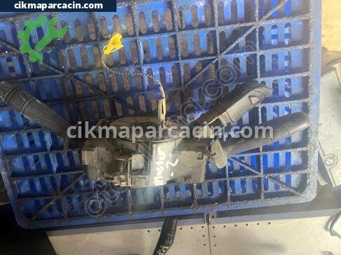 Renault Master Silecek Kolu çıkma parça