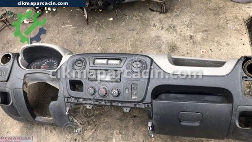 Renault Master Torpido çıkma parça