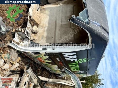 Renault Master Sağ Arka Çamurluk çıkma parça