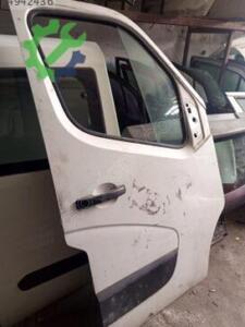 Renault Master Sağ Ön Kapı Çıkma