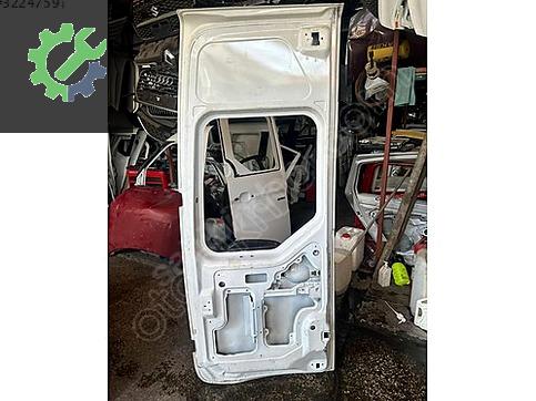 Renault Master Bagaj Kapağı çıkma parça