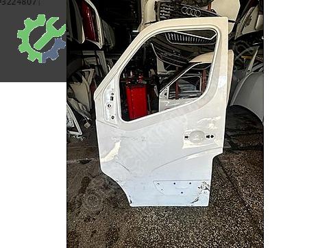 Renault Master Sol Ön Kapı çıkma parça