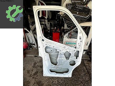 Renault Master Sol Ön Kapı çıkma parça