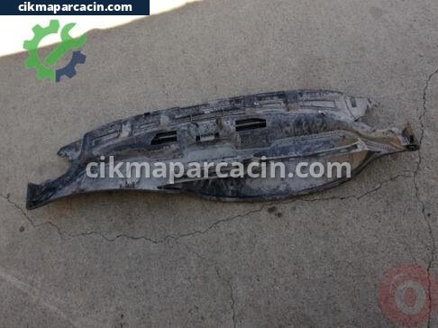 Renault Megane Göğüs çıkma parça