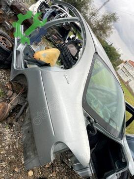 Renault Megane Sol Arka Çamurluk çıkma parça