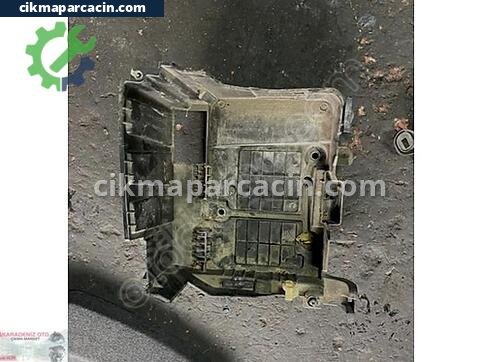 Renault Megane Akü çıkma parça