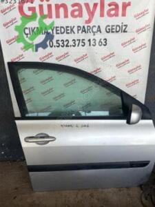 Renault Sağ Ön Kapı Çıkma