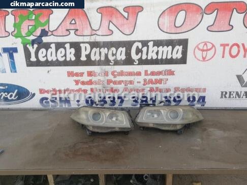 Renault Megane Sağ Ön Far çıkma parça