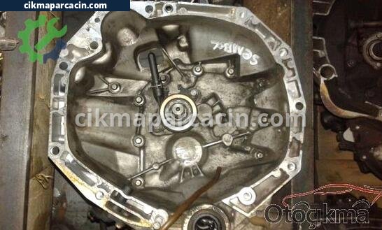 Renault Megane Şanzıman Komple çıkma parça