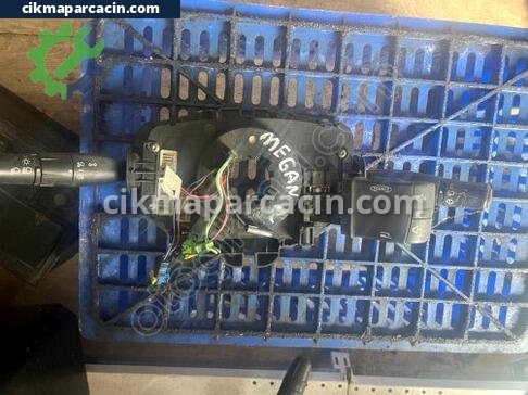 Renault Megane Silecek Kolu çıkma parça