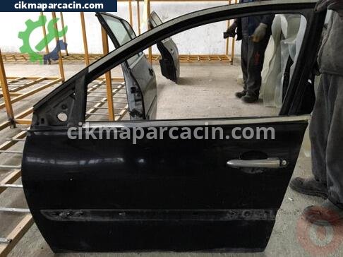 Renault Sol Ön Kapı çıkma parça