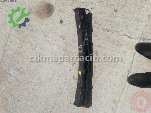Renault Megane Tampon Braketi çıkma parça