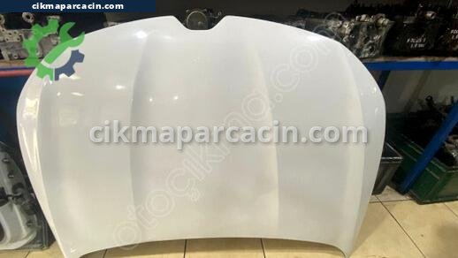 Renault Megane Ön Kaput çıkma parça