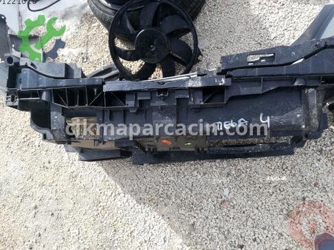 Renault Megane Ön Panel çıkma parça