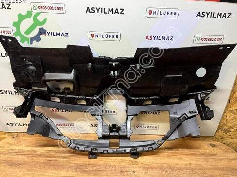Renault Megane Ön Panjur 620367378R çıkma parça